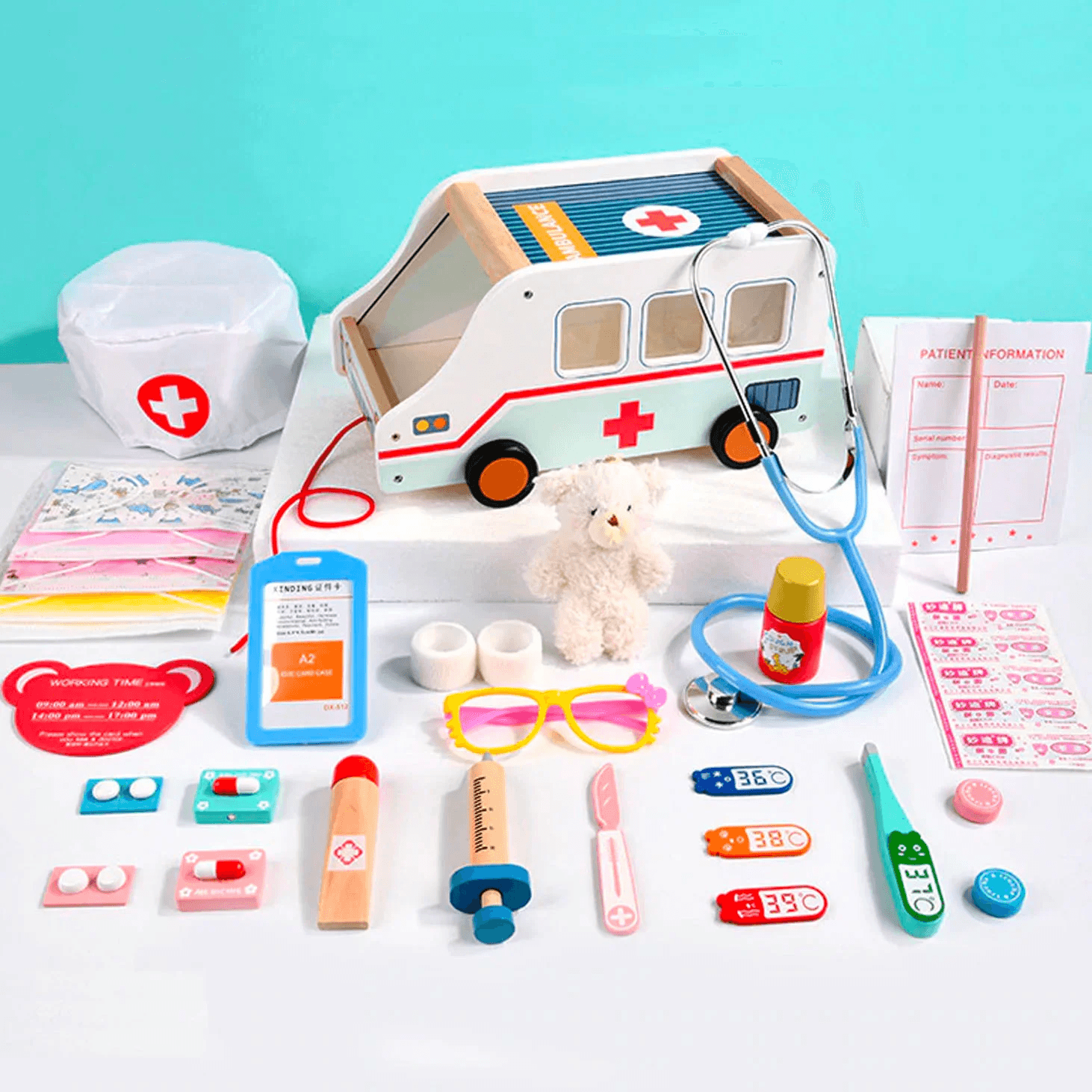 Set de joaca din lemn, Doctor si masina de Ambulanta, Montessori