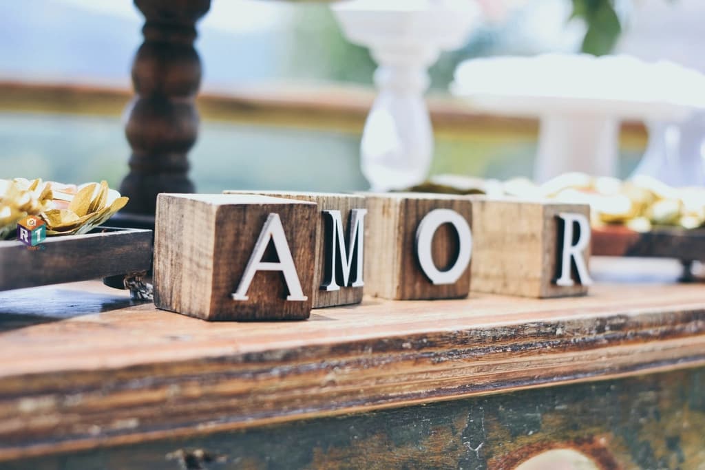 Joc cu litere pentru primele cuvinte