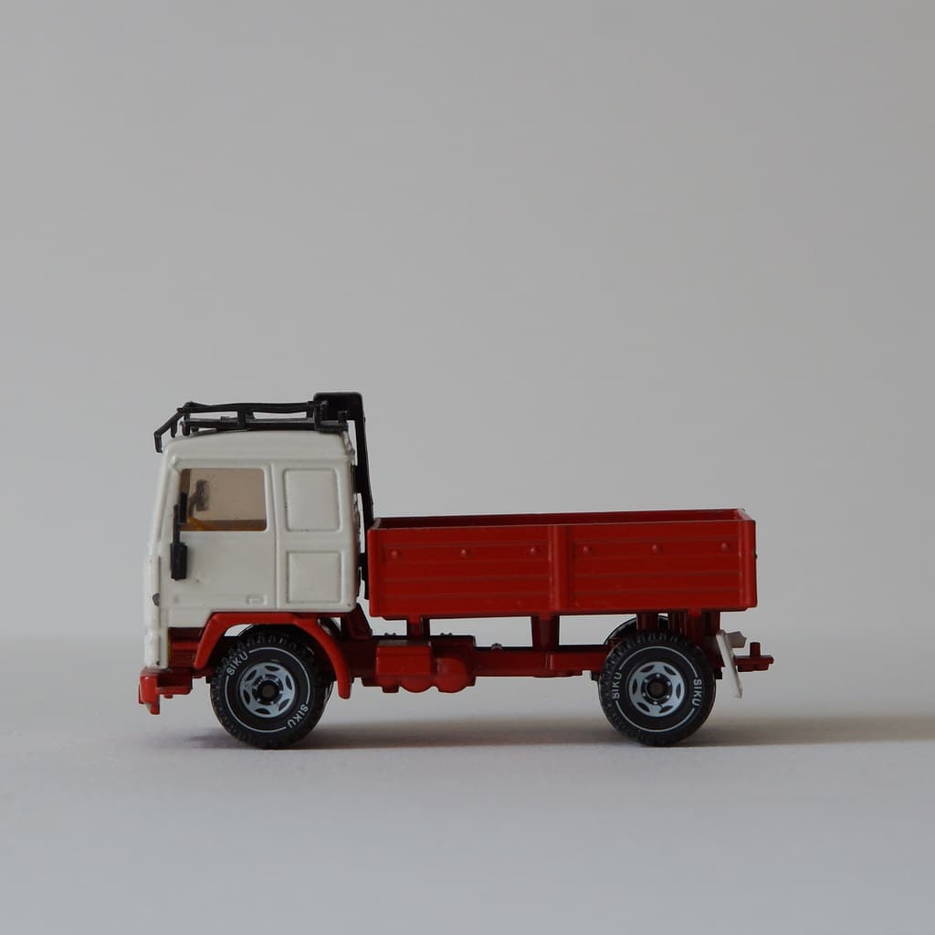 Camion de jucărie pentru copii